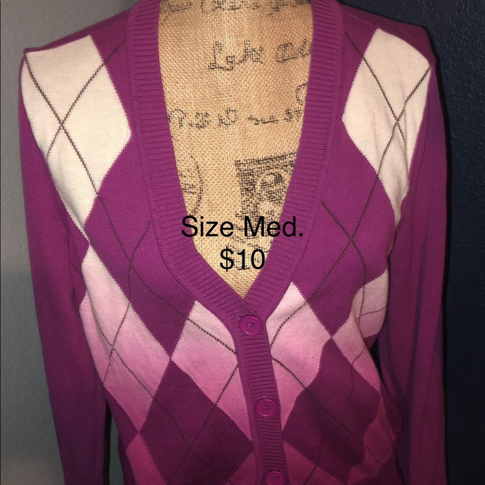 Cardigans - Picture 5 of 8